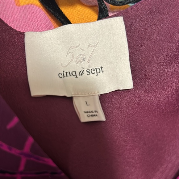 CINQ A SEPT FLORAL PRINT TIE-NECK TOP - Picture 9 of 9